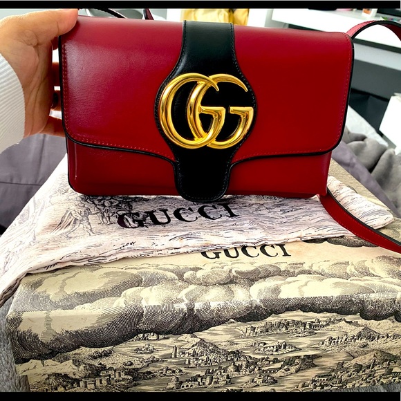 Gucci Arli - Picture 1 of 5